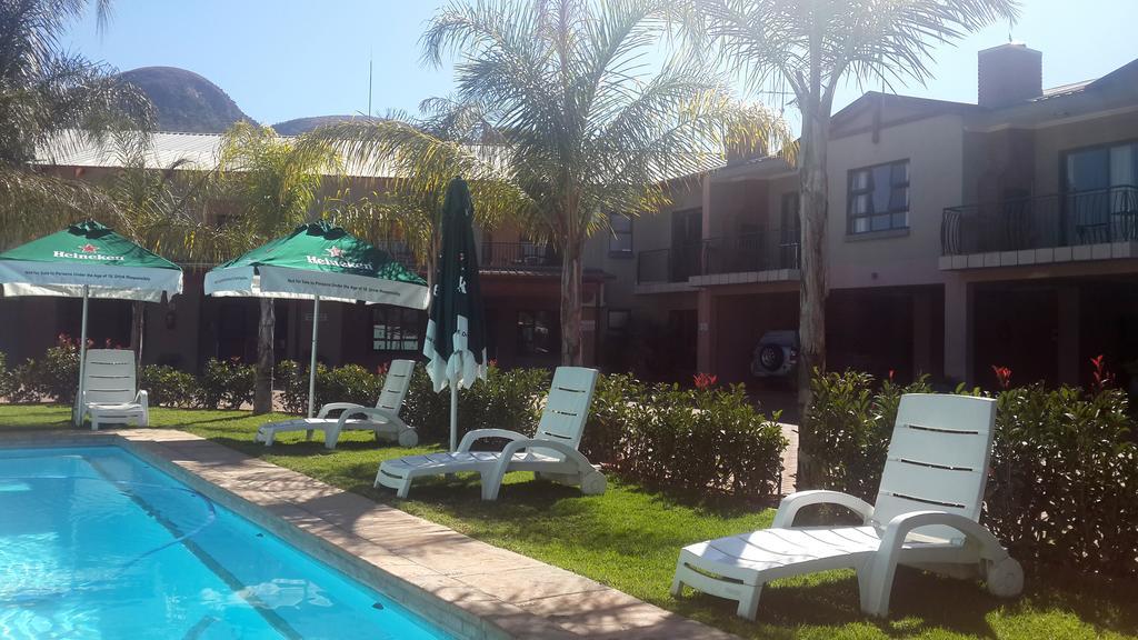 Palm Valley Inn And Day Spa Hartbeespoort Exterior photo